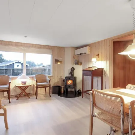 Liisi - 500m From The Sea By Interhome Feriehus Hjørring
